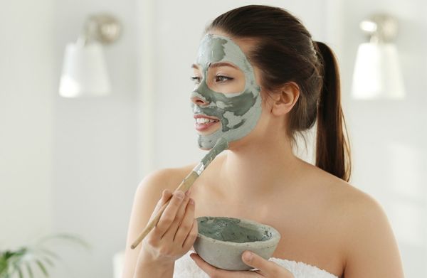 gesichtsmaske gegen pickel